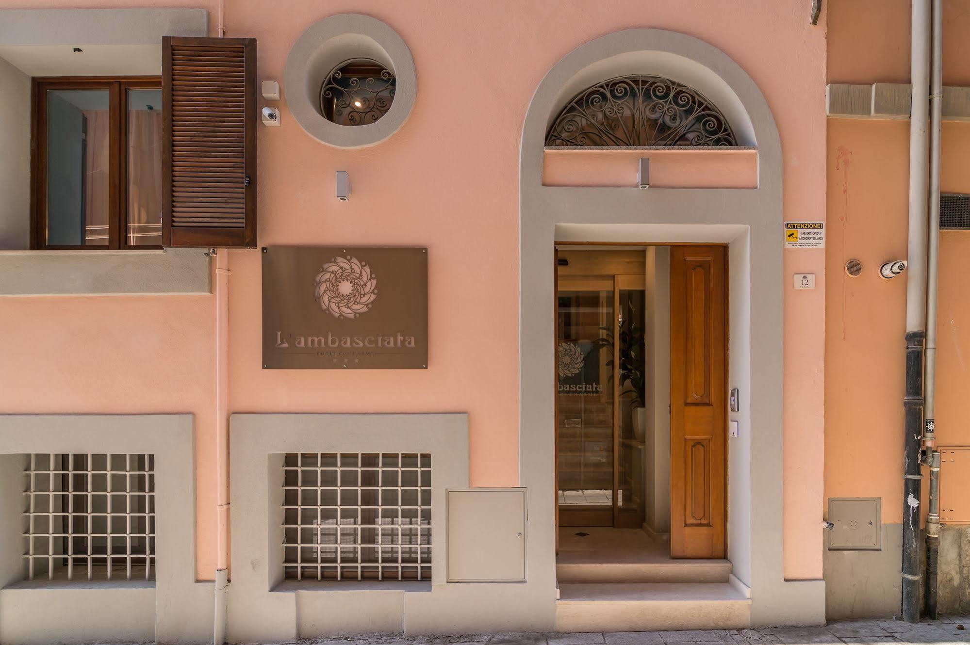 Hotel L'Ambasciata Hotel De Charme